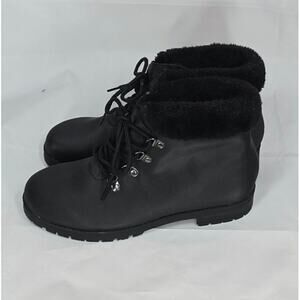 Black Lace-Up Snow Boots Faux Fur Lined Winter Shoes Size 9M